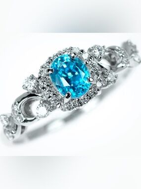 Rare high end solid platinum genuine diamond/genuine blue zircon ring $3200
